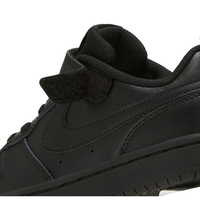 Nike Court Borough Low 2 Junior Sneakers