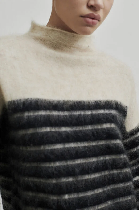 Second Female Juta Knit Mohair Blend T-Neck Black