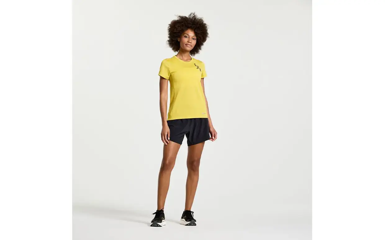Saucony Stopwatch Graphic Hardloopshirt Korte Mouwen Geel Dames