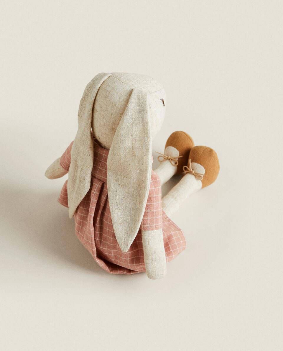COELHINHO DE PELÚCIA INFANTIL