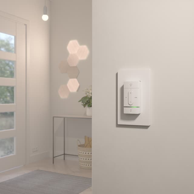 Nanoleaf Essentials Sense+ smart trådløs lyskontakt N4400C02-1BUT