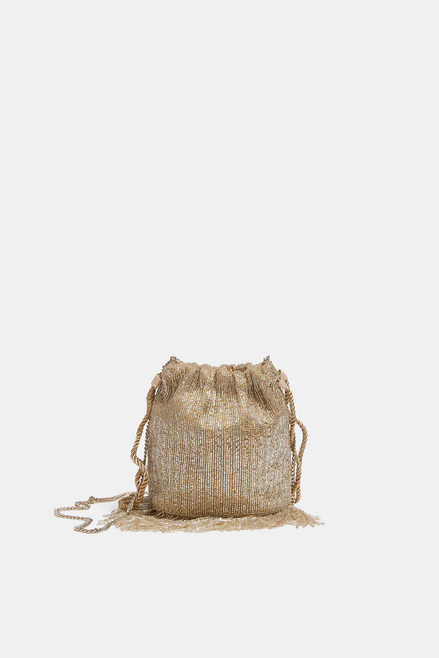 Bolsa com puxador de franjas e miçangas - Dourada