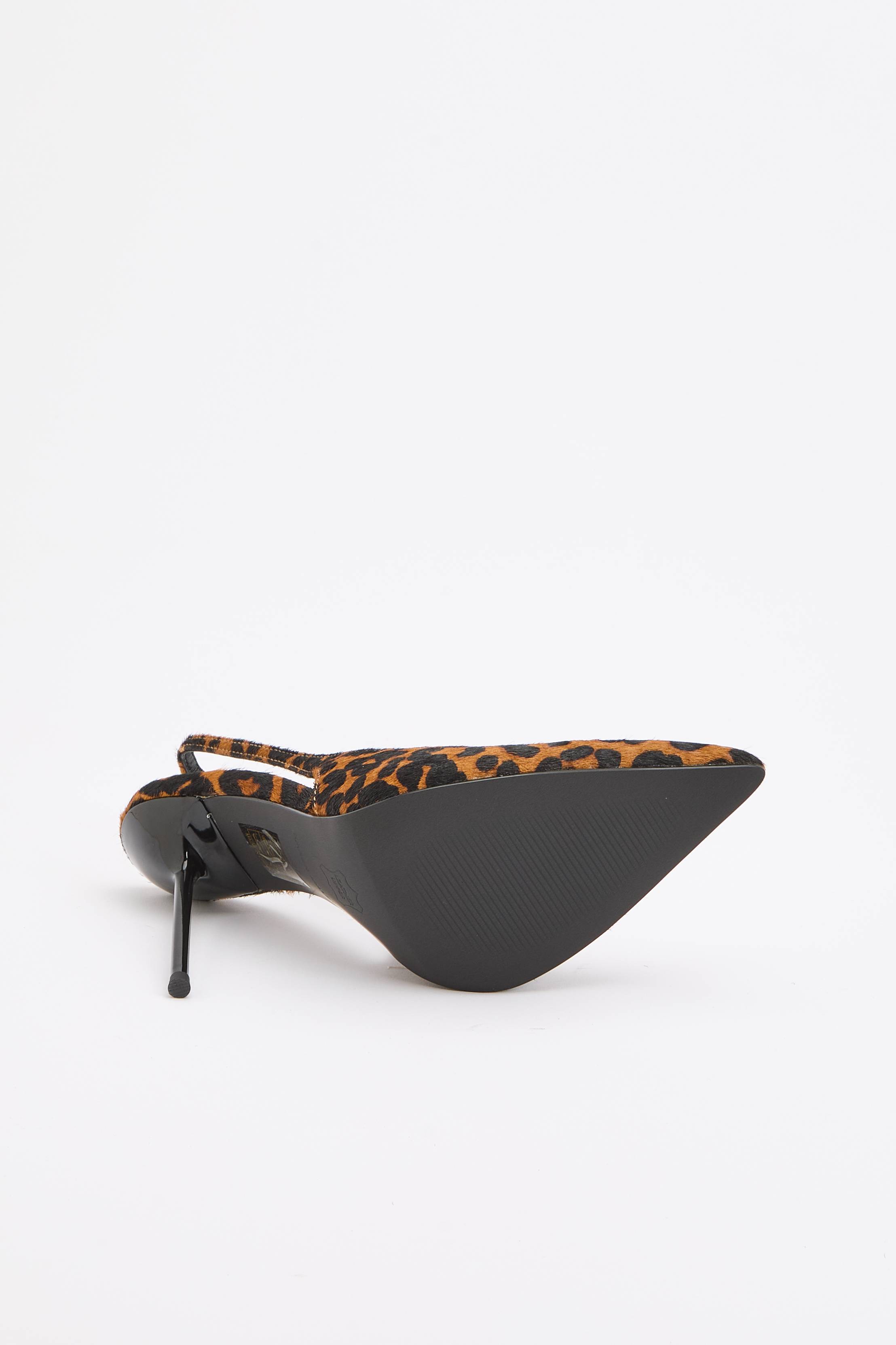 KarenMillen Escarpin À Bride Arrière En Cuir Imprimé Léopard Avec Talon
