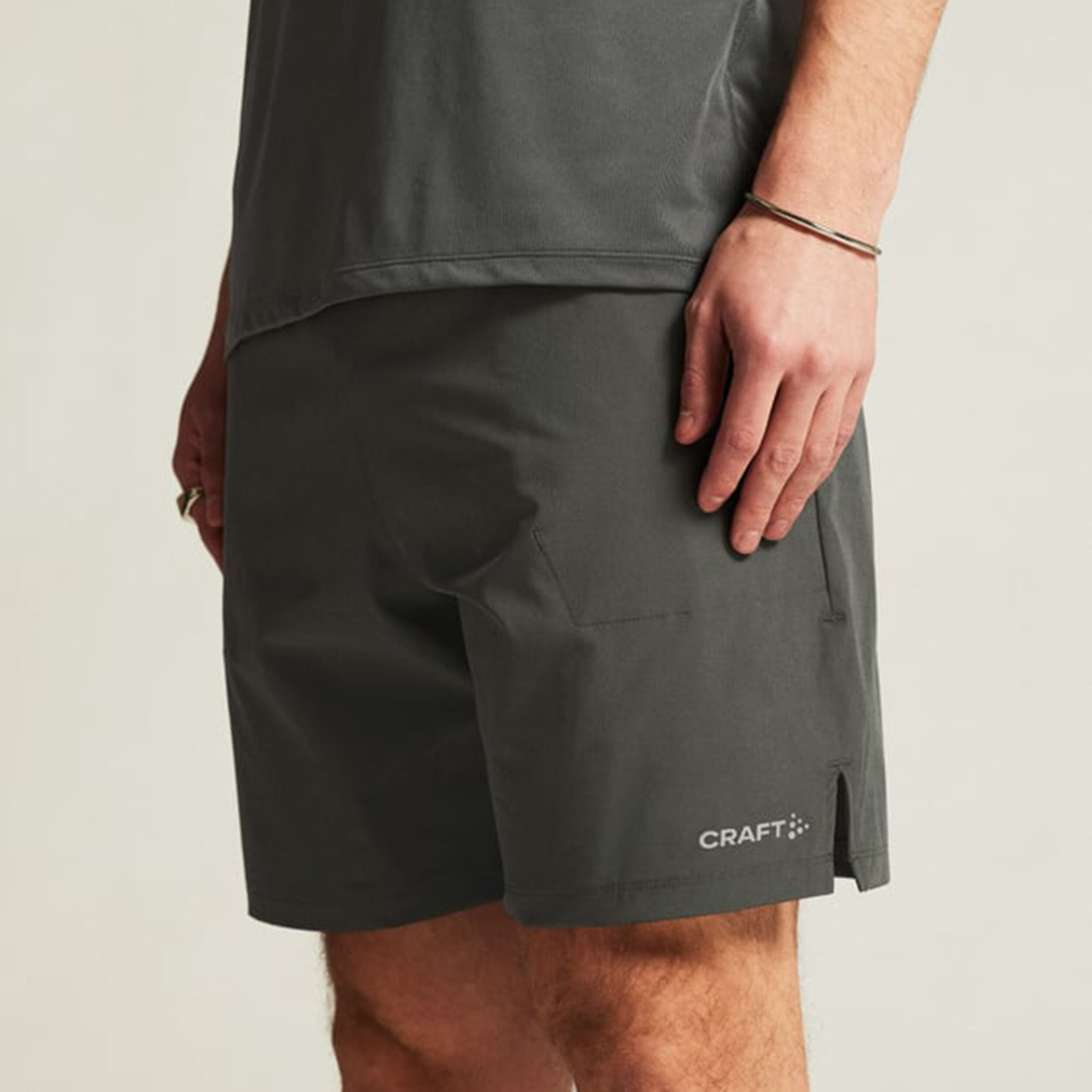 Craft ADV Essence 2in1 Short 2 Short De Running Hommes - Gris