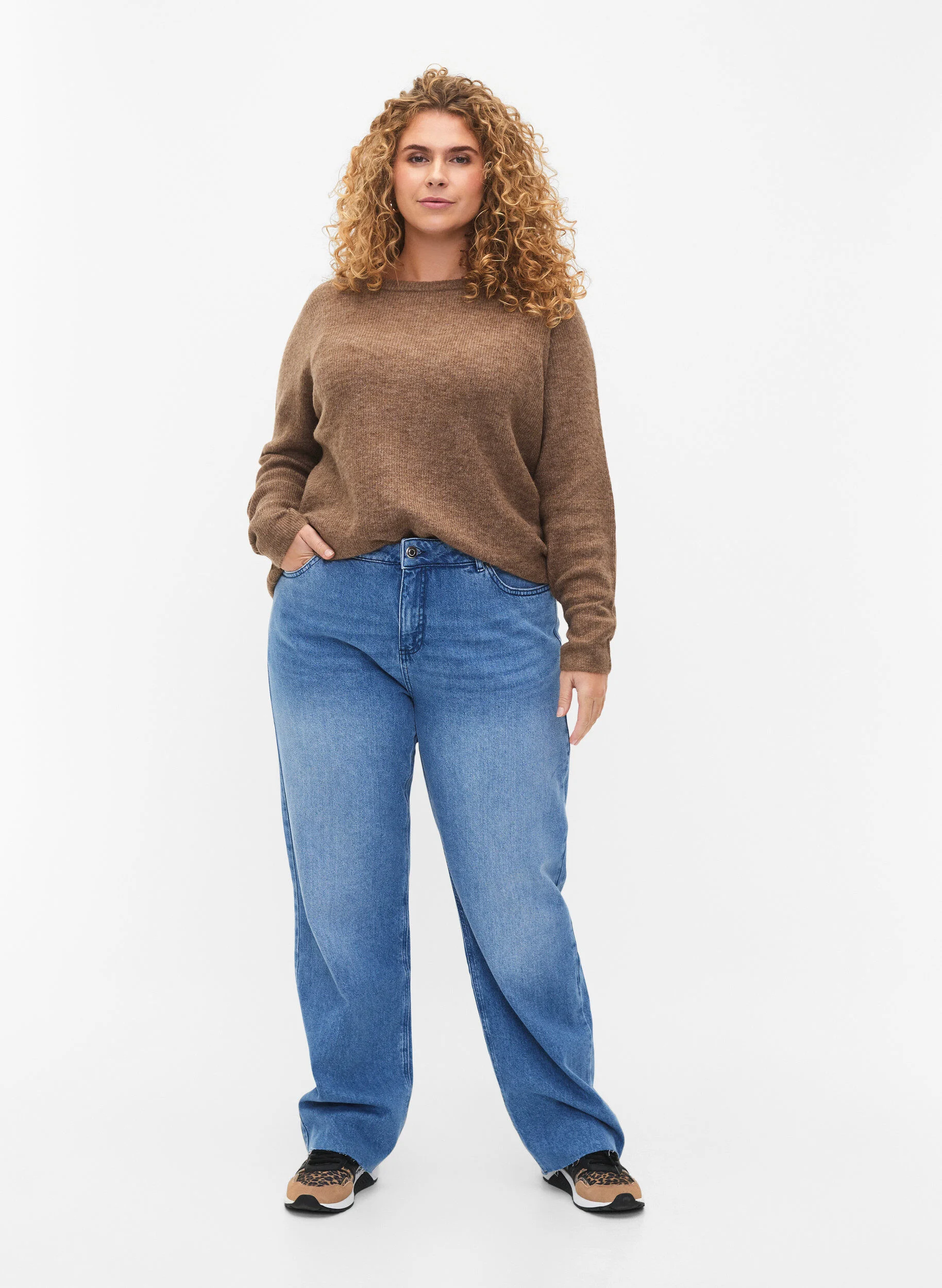 Meleret strikbluse med rund hals