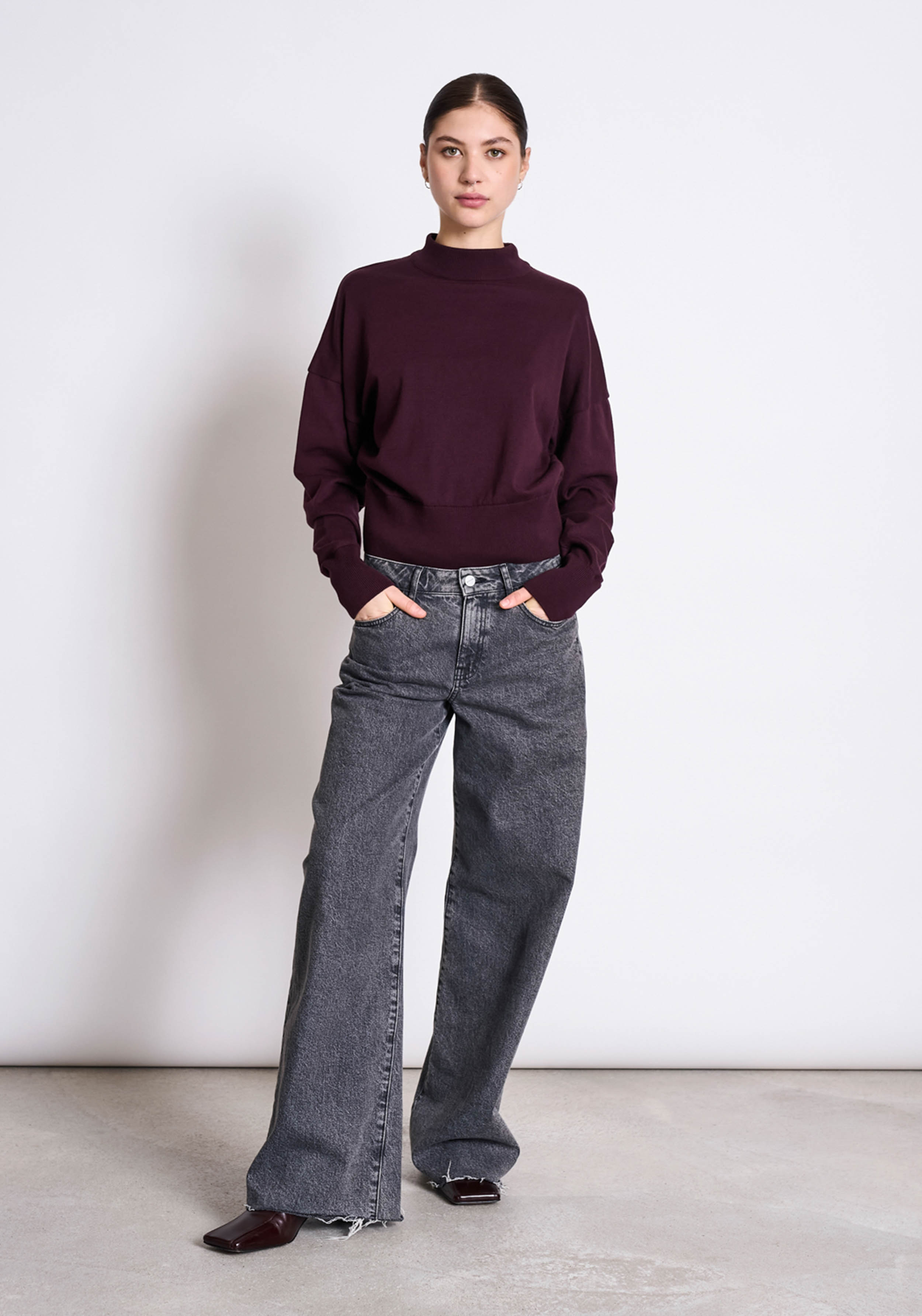 Jan 'n June Strickpullover Yin Cherry Lacquer