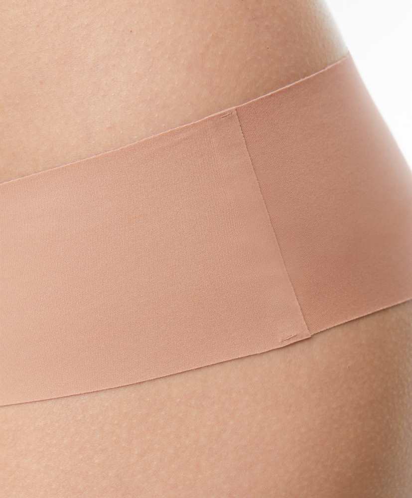 Calcinhas brasileiras com corte a laser invisível