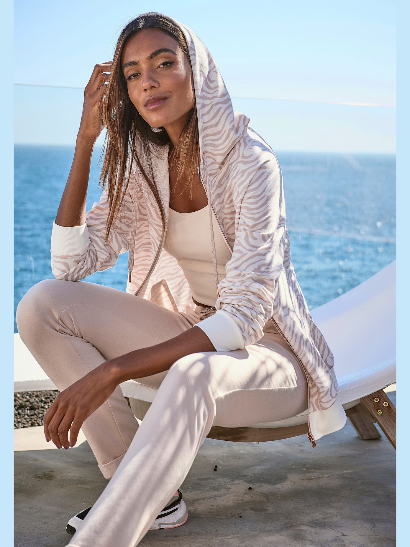 Veste sweat à capuche confortable