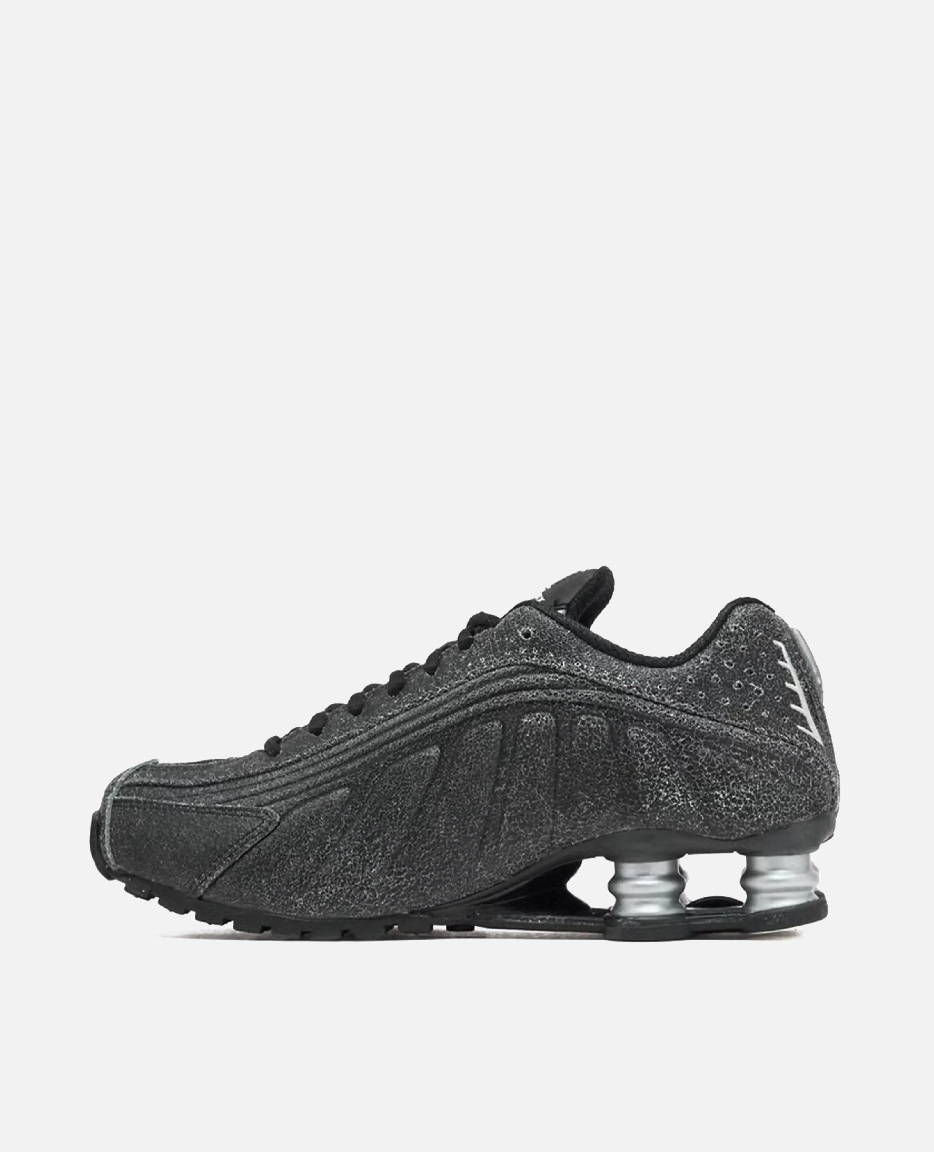 Nike Shox R4 QS (Black/Sail-LT Smoke Grey-Metallic Silver)