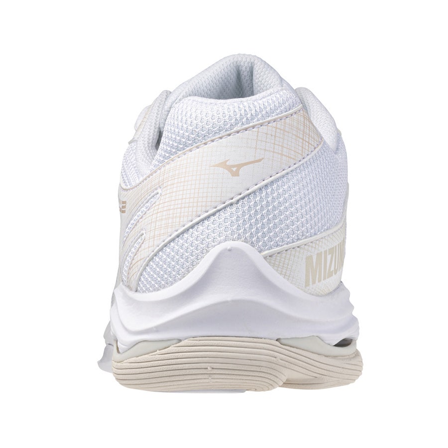 Mizuno  Wave Voltage