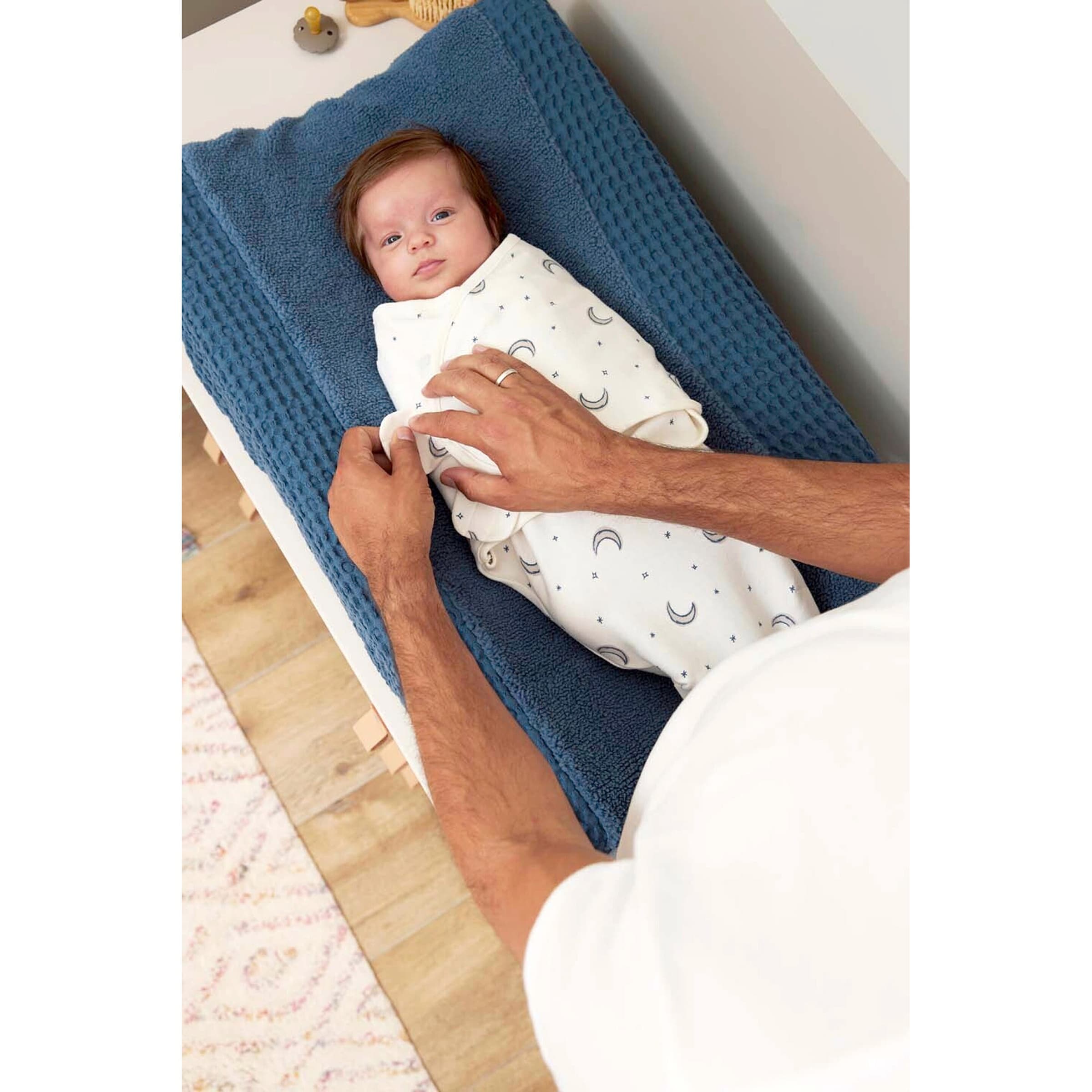 Meyco Baby Pucktuch SwaddleMeyco 1.0 TOG Größe S/M Moon Indigo