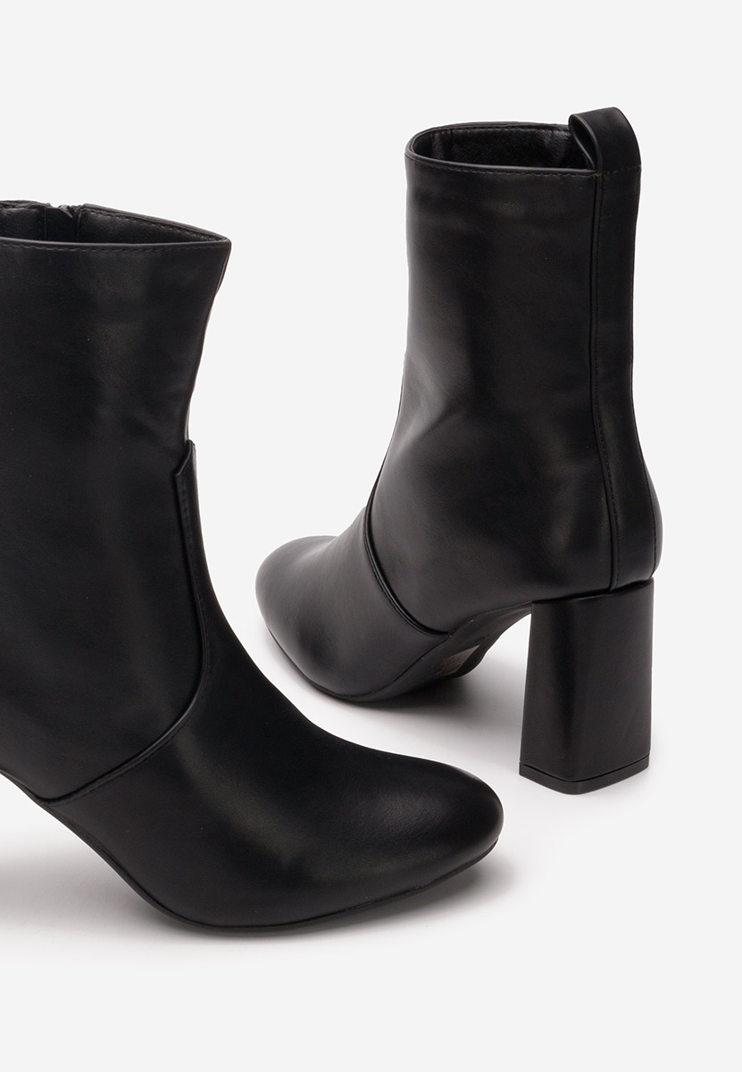 Bottines à gros talon noires Belleza