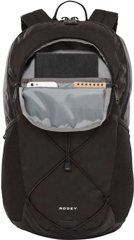 The north face rodey in de kleur zwart
