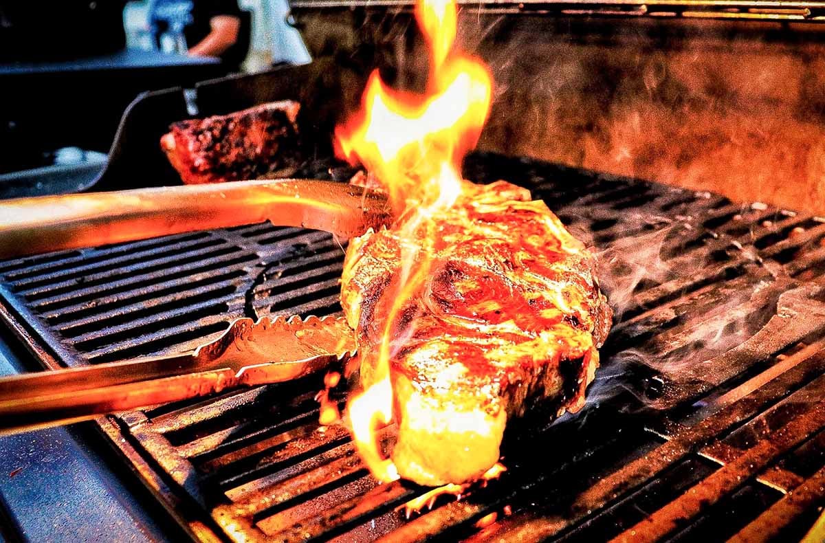 Exklusiver Rundflug mit Wagyu-Steak BBQ Jahnsdorf