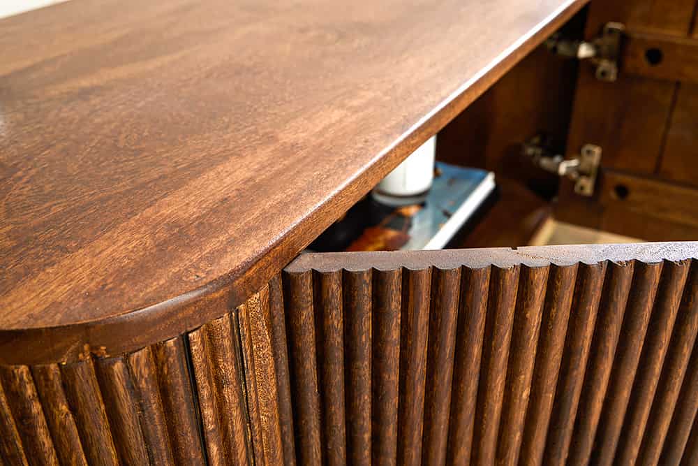 Design TV Board GATSBY 160cm braun mattgold Mangoholz Retro