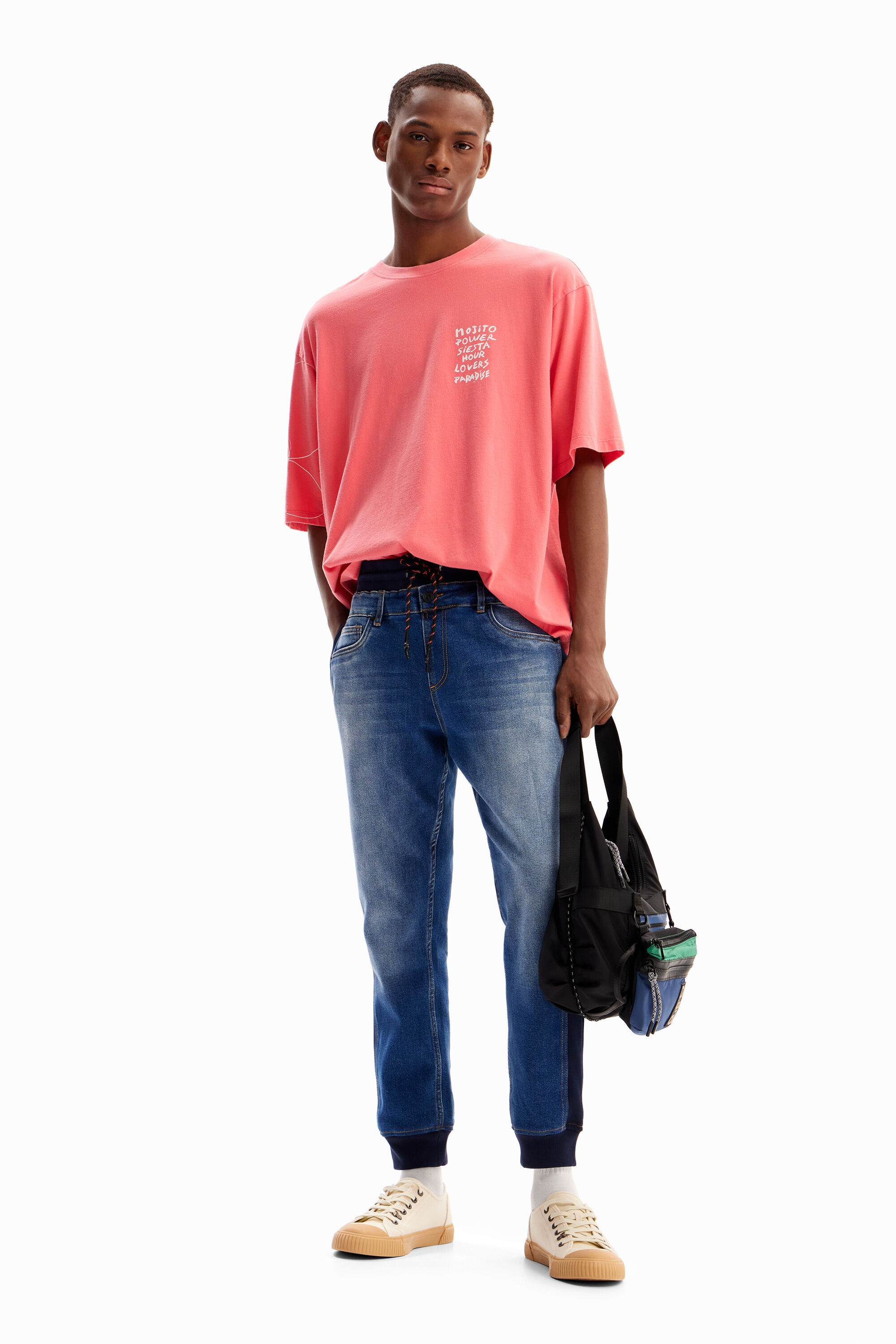 calça jogger híbrida de jeans