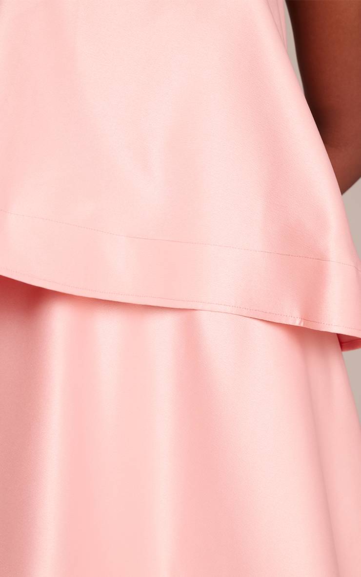 Rose Clair Robe Maxi Étagée Structurée