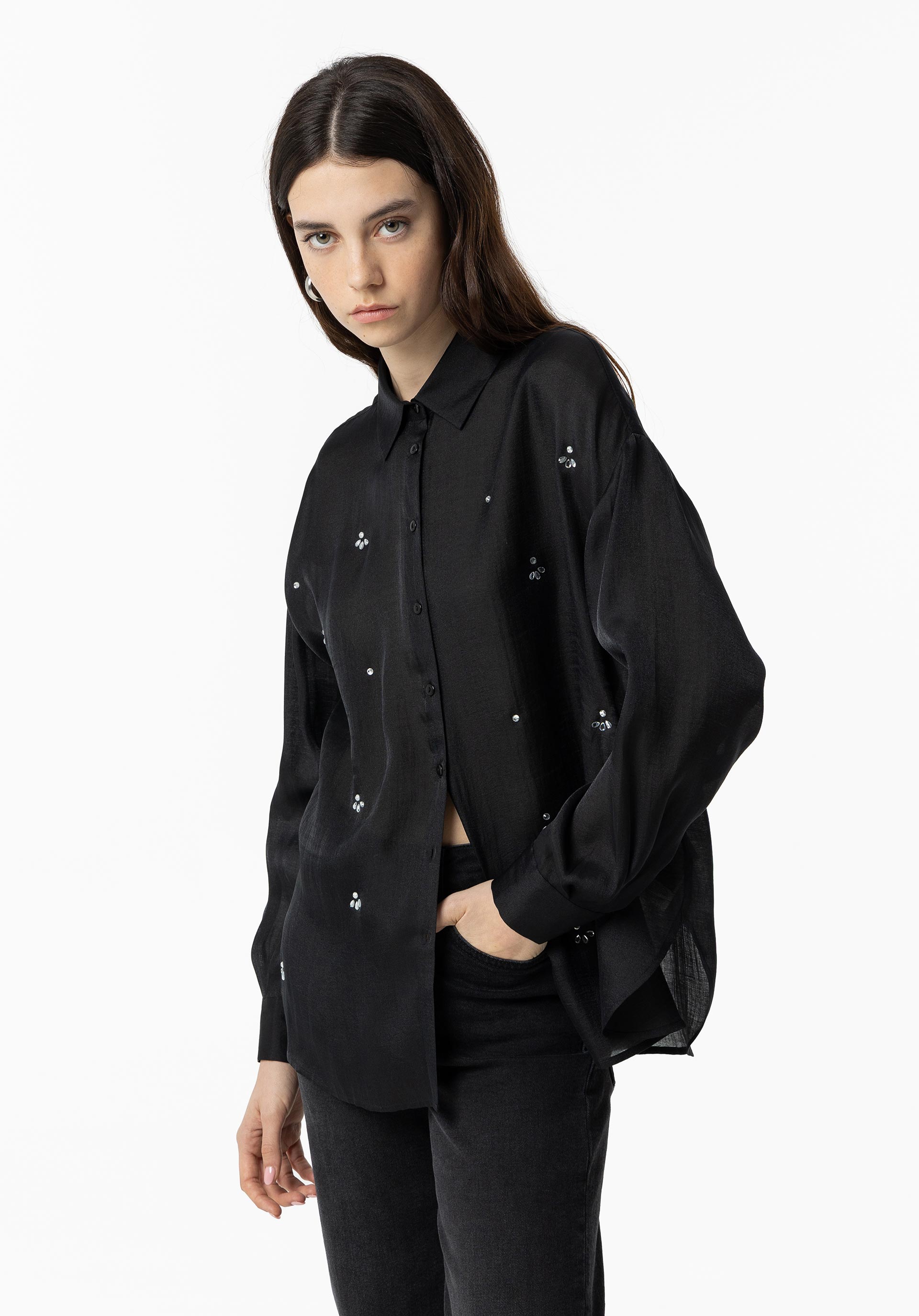 Camisa Transparência com Aplicações