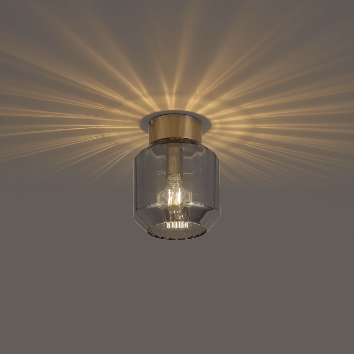 Moderne plafondlamp messing met smoke glas - Stiklo