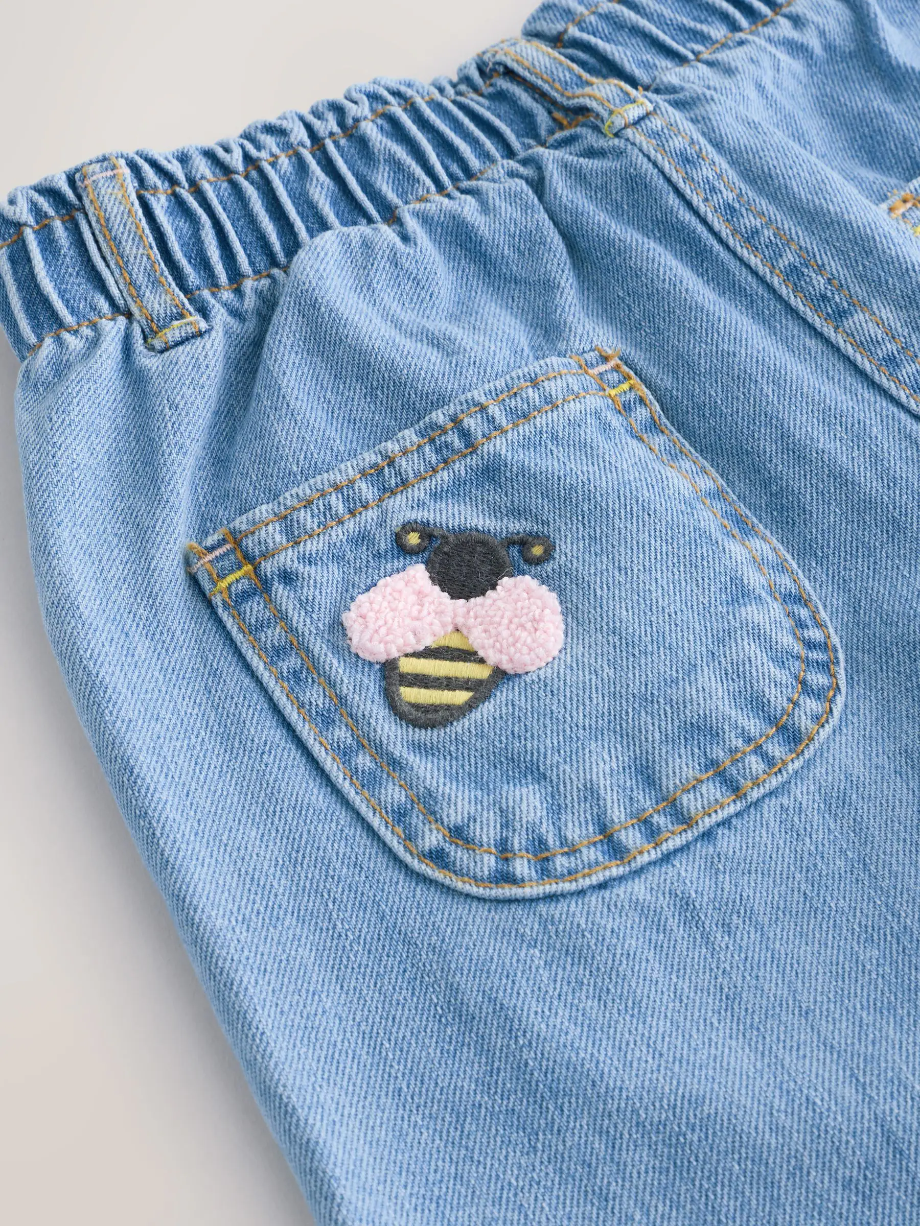 Denim - Bouclé vlinder versierde 100% katoenen jeans (3mnd-7jr)