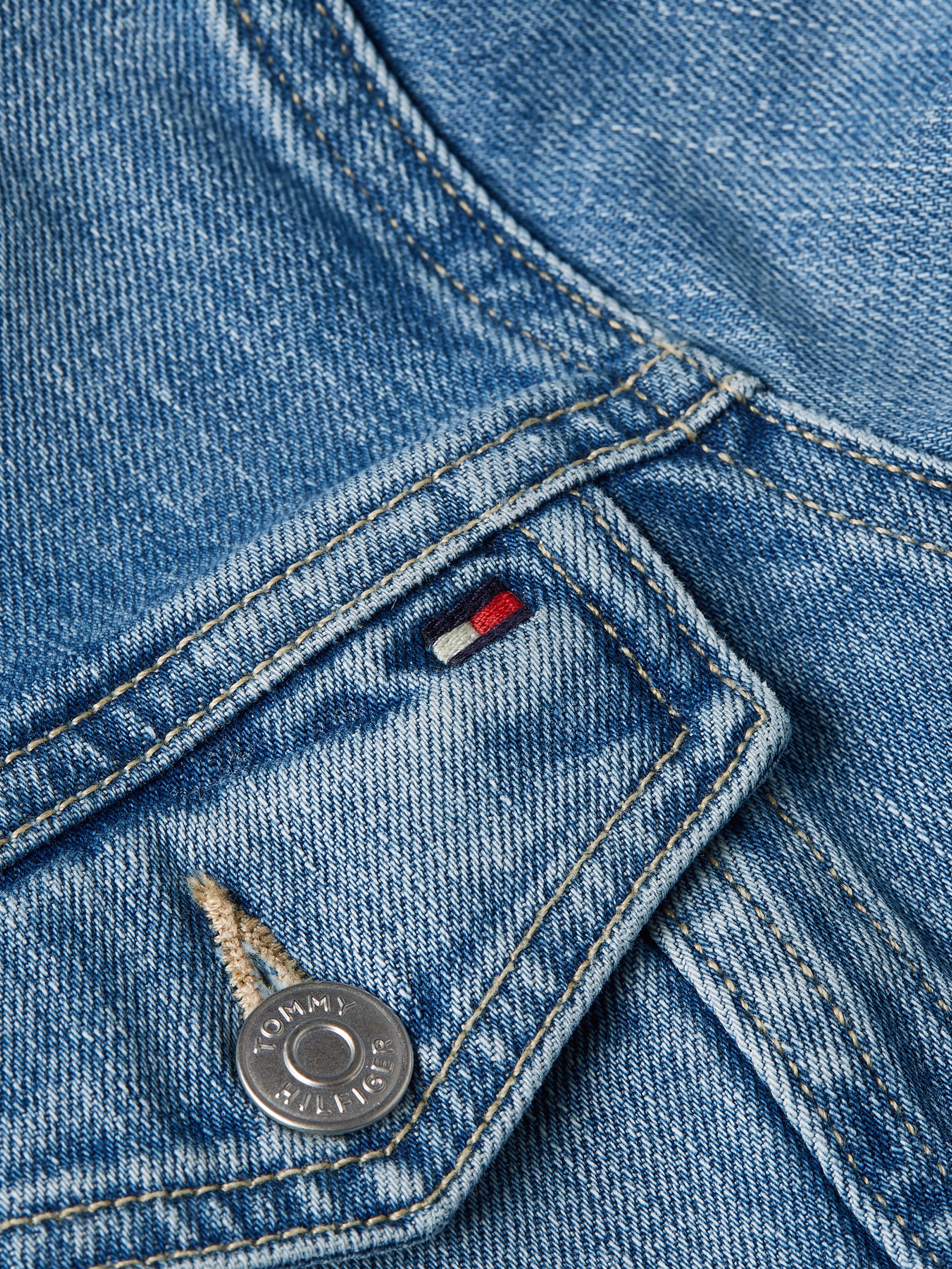 Tommy Hilfiger Jeansjacke »DNM SLIM JACKET UMA« in blauer Waschung
