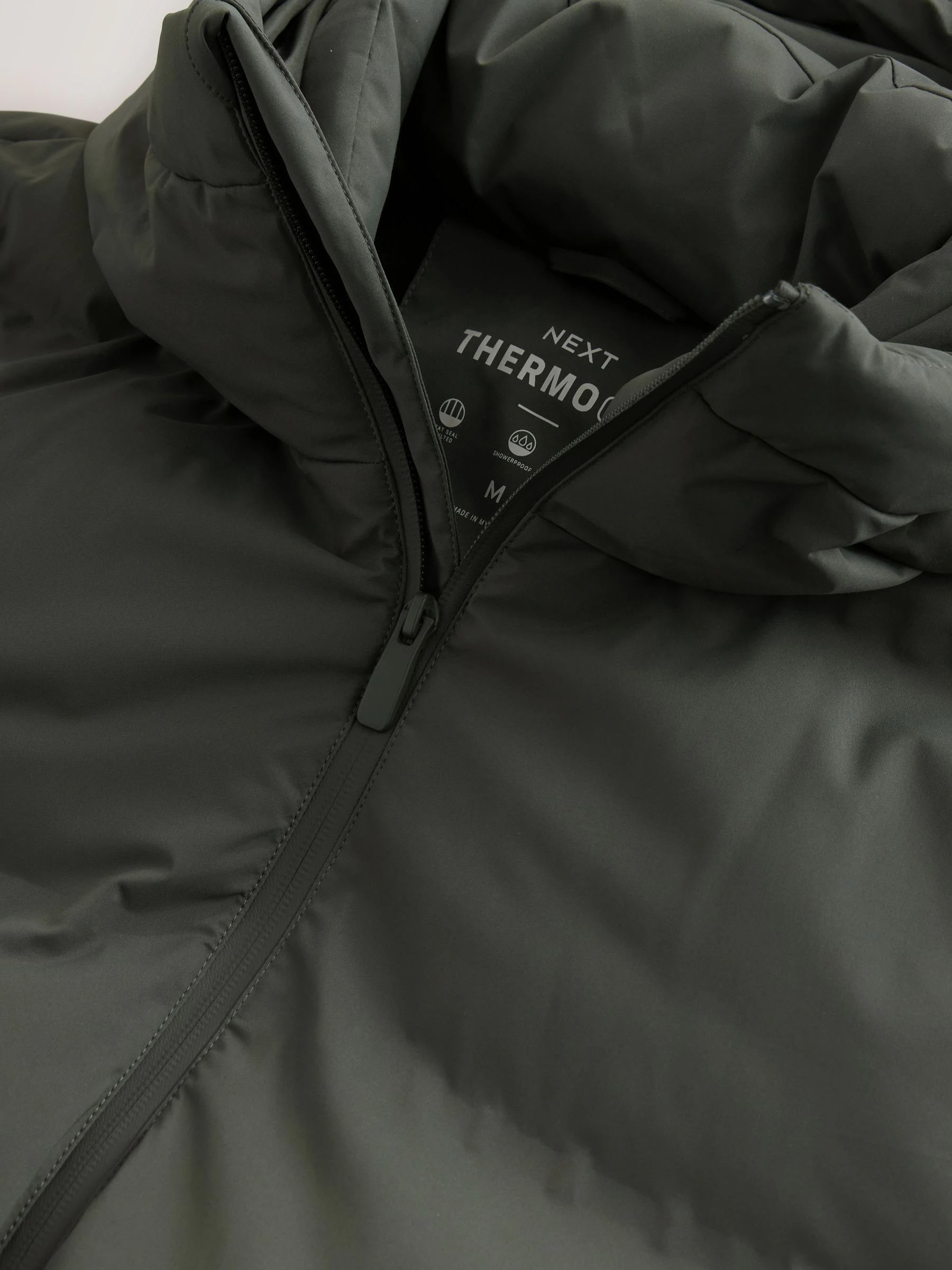 Kakigroen - Standaard lengte - ThermoGen Shower Resistant Puffer Jacket