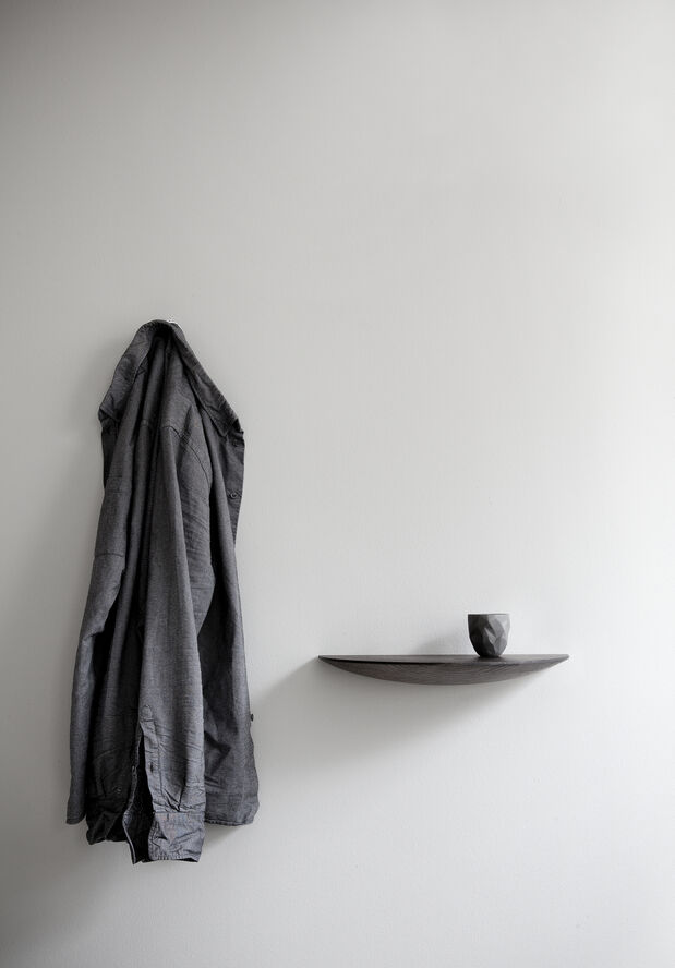Audo Copenhagen Gridy Fungi Shelf, Medium, Black Oa Sort