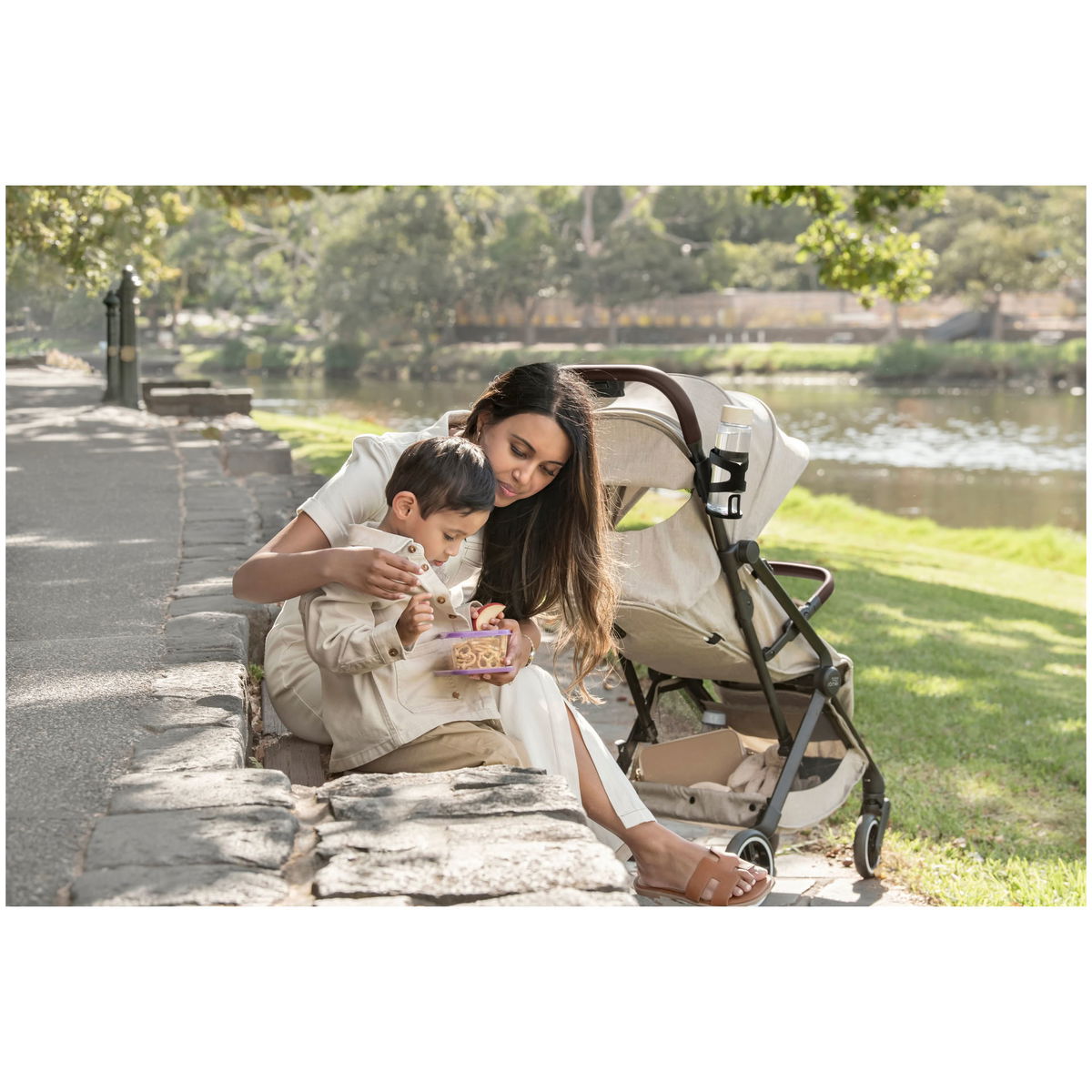 britax römerbritax römer   FLYLITE teak