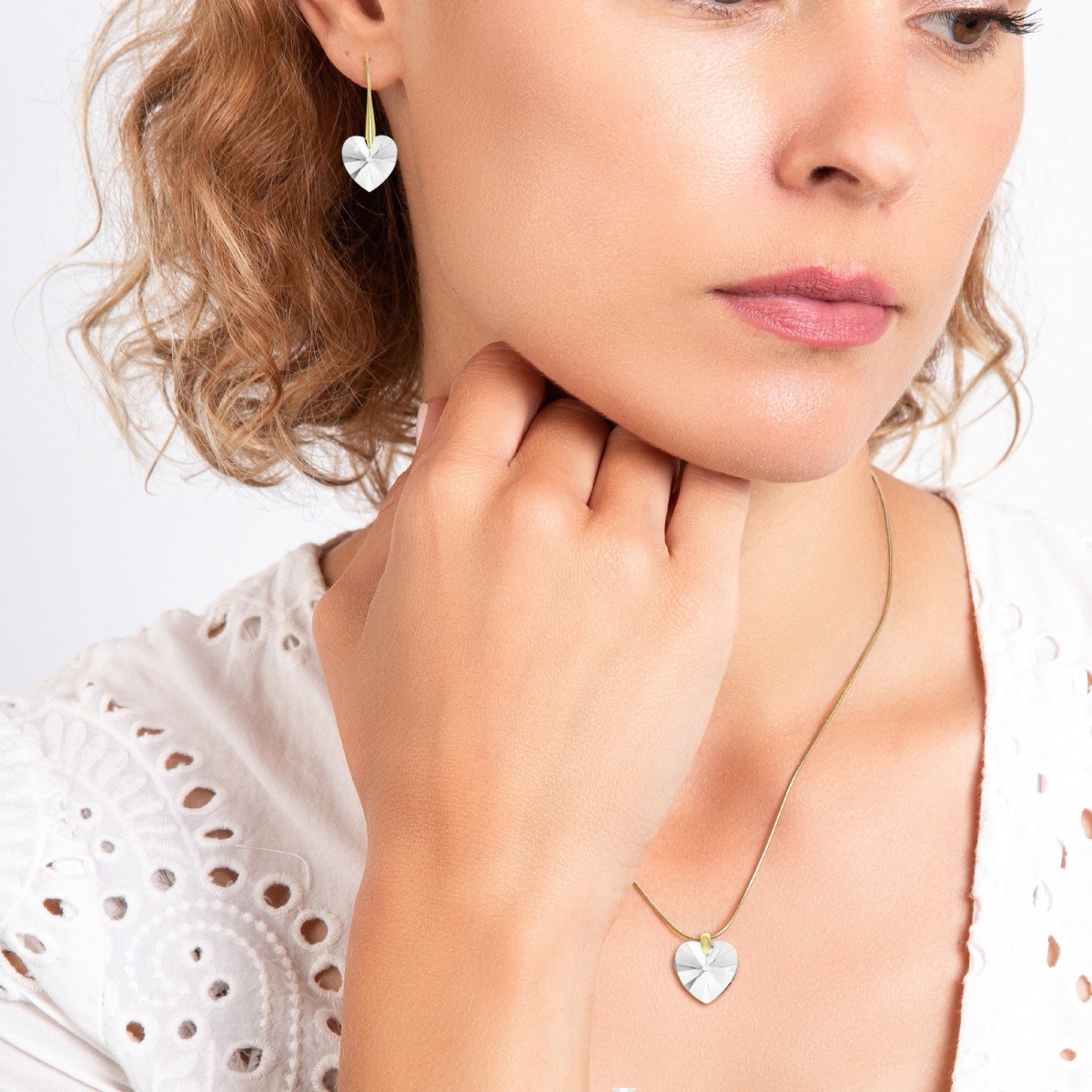 Parure collier et boucles d'oreilles coeurs SC Bohème orneés de Cristaux scintillants