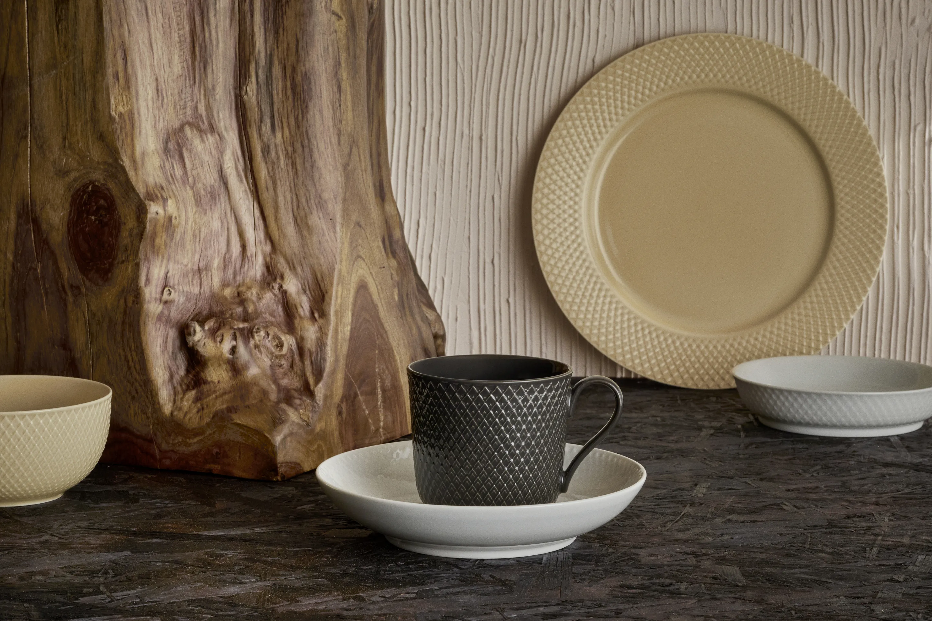 Lyngby Porcelæn Rhombe Earth Middagstallerken