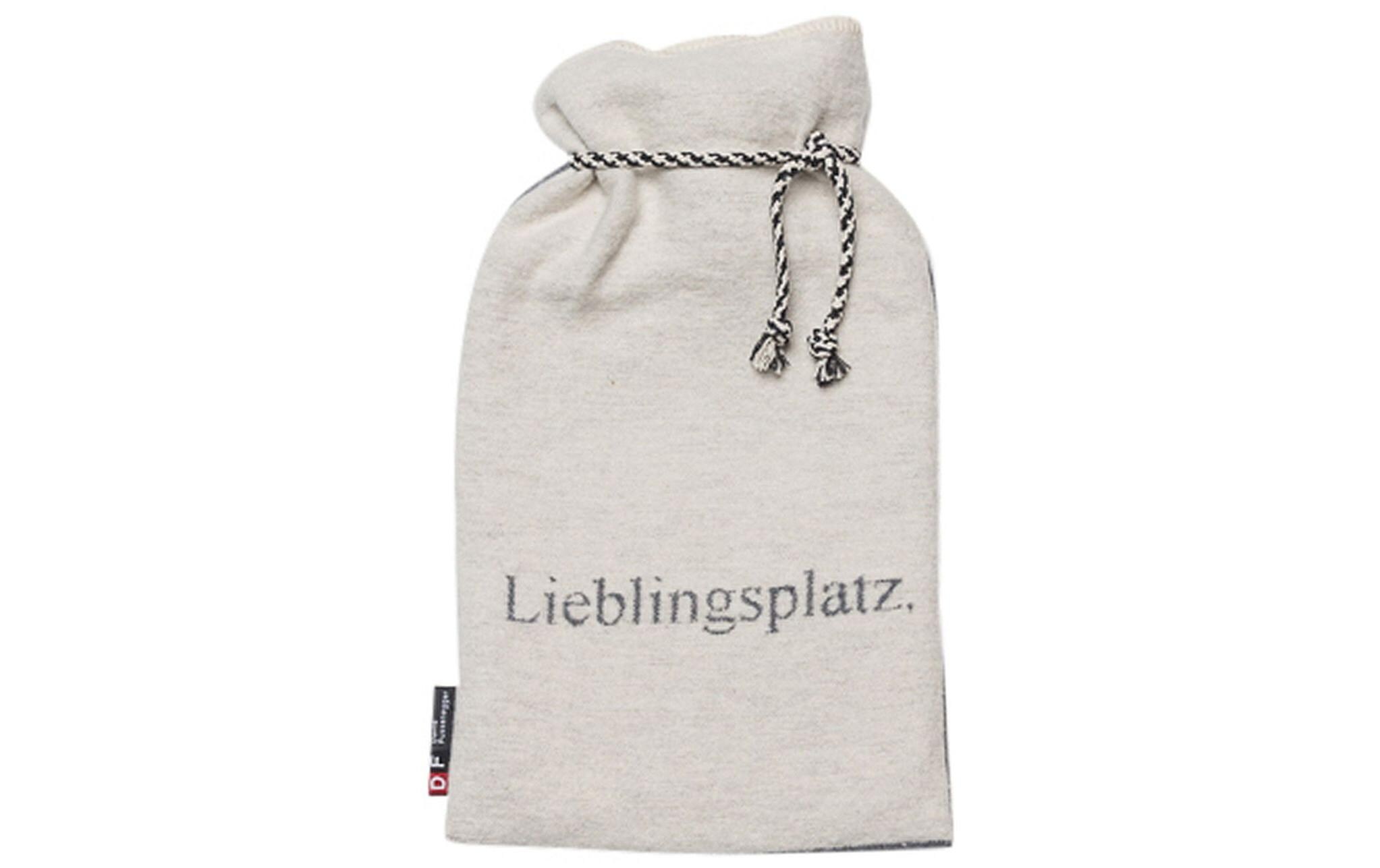 Silveretta Lieblingsplatz 2 l, RohweissBettflasche mit Flanellbezug