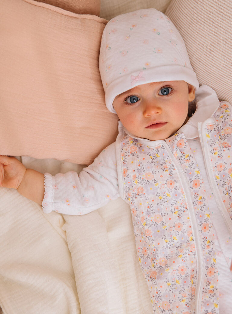 Grenouillère et bonnet de naissance blanc à imprimé à fleurs
