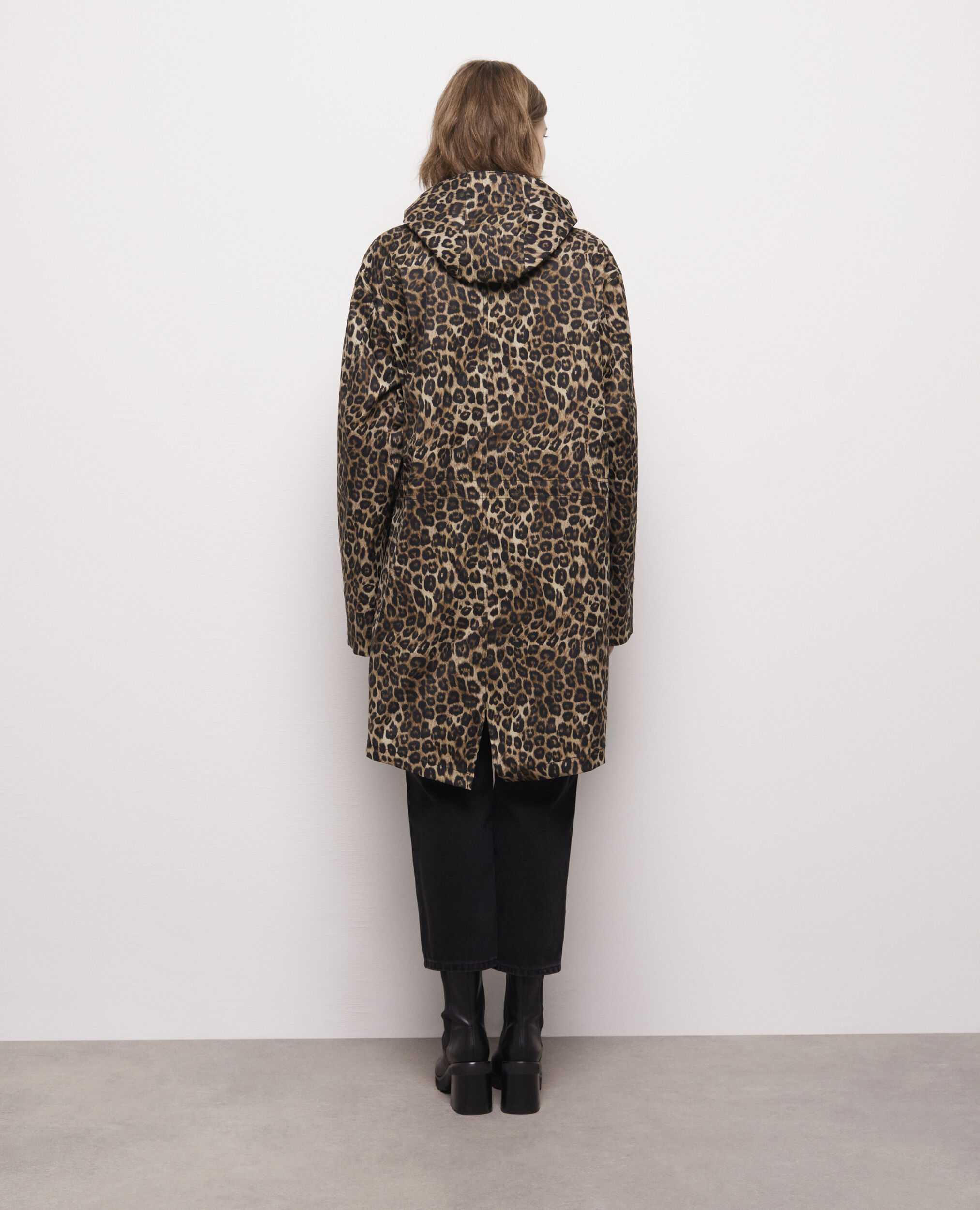 Long parka with leopard print hood