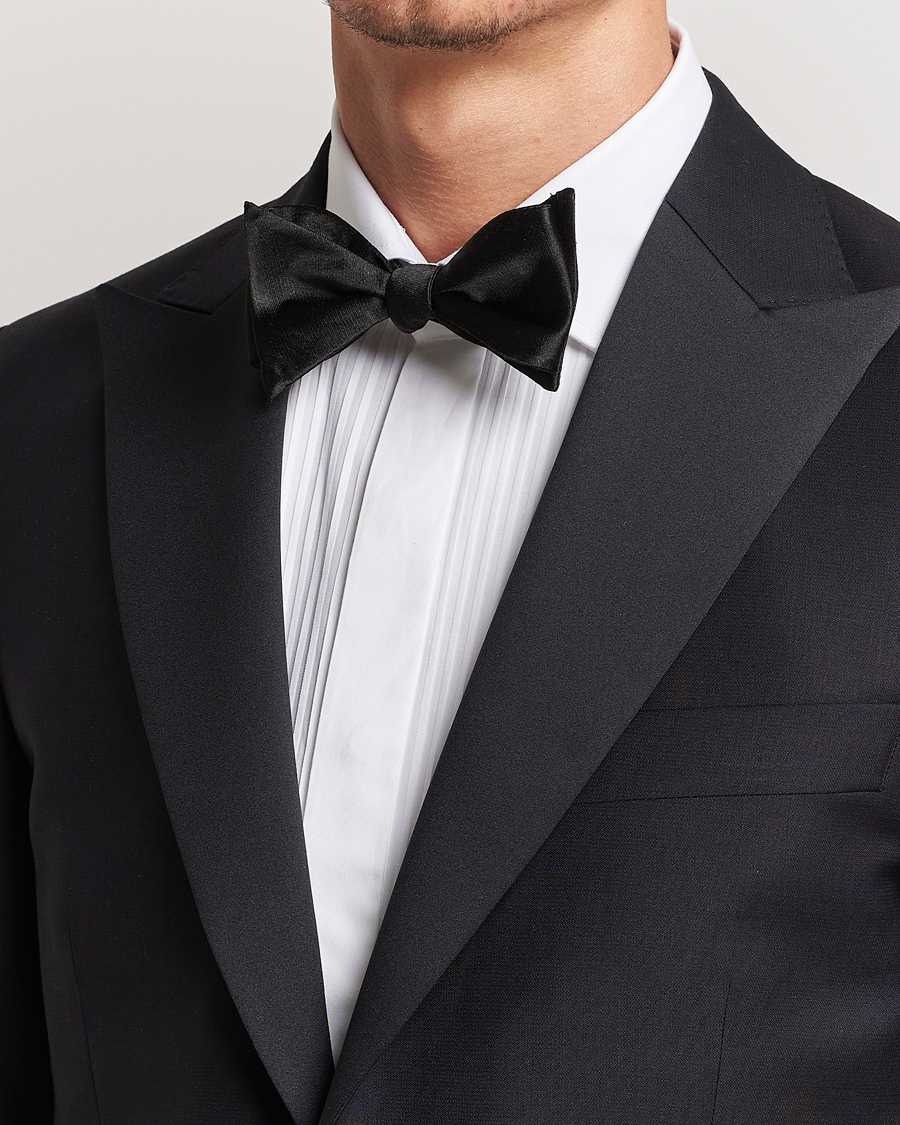 Oscar Jacobson Bow Tie, Self Tie Black