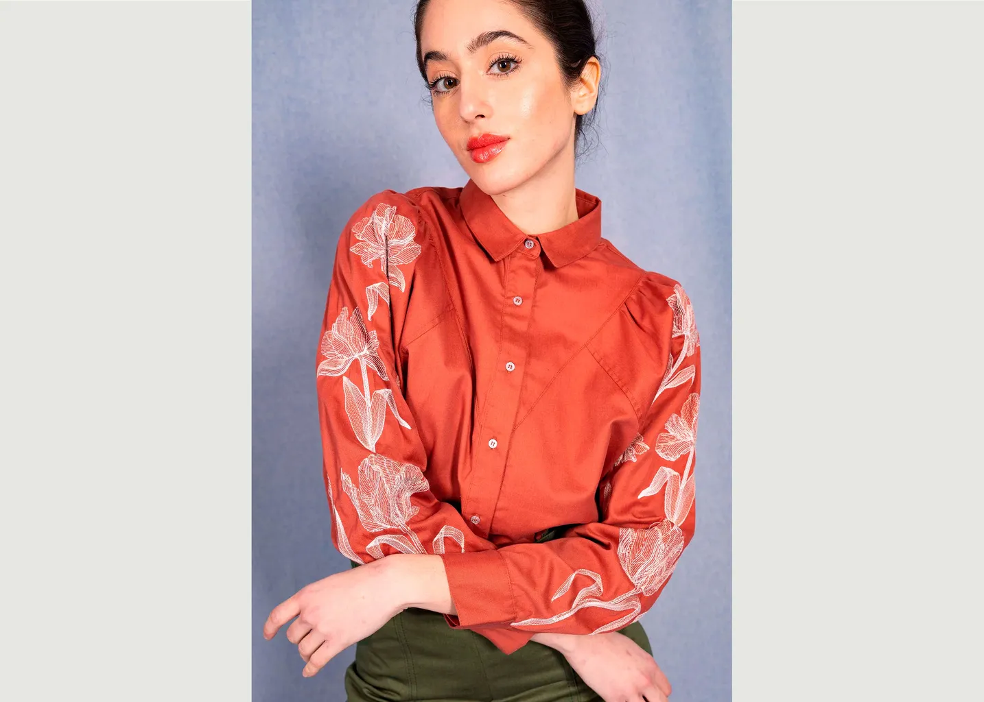 Chemise Donata Flores Misericordia