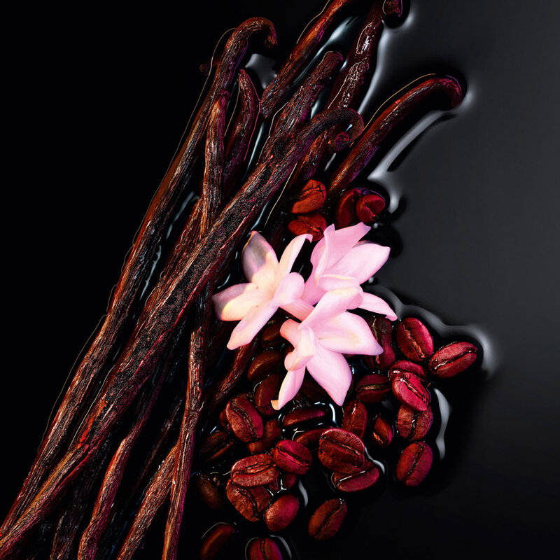 BLACK OPIUM LE PARFUM  Quatuor de Vanilles hypnotique
