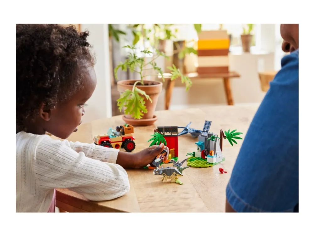LEGO Jurassic World 76963 Dinosaurunge-internat