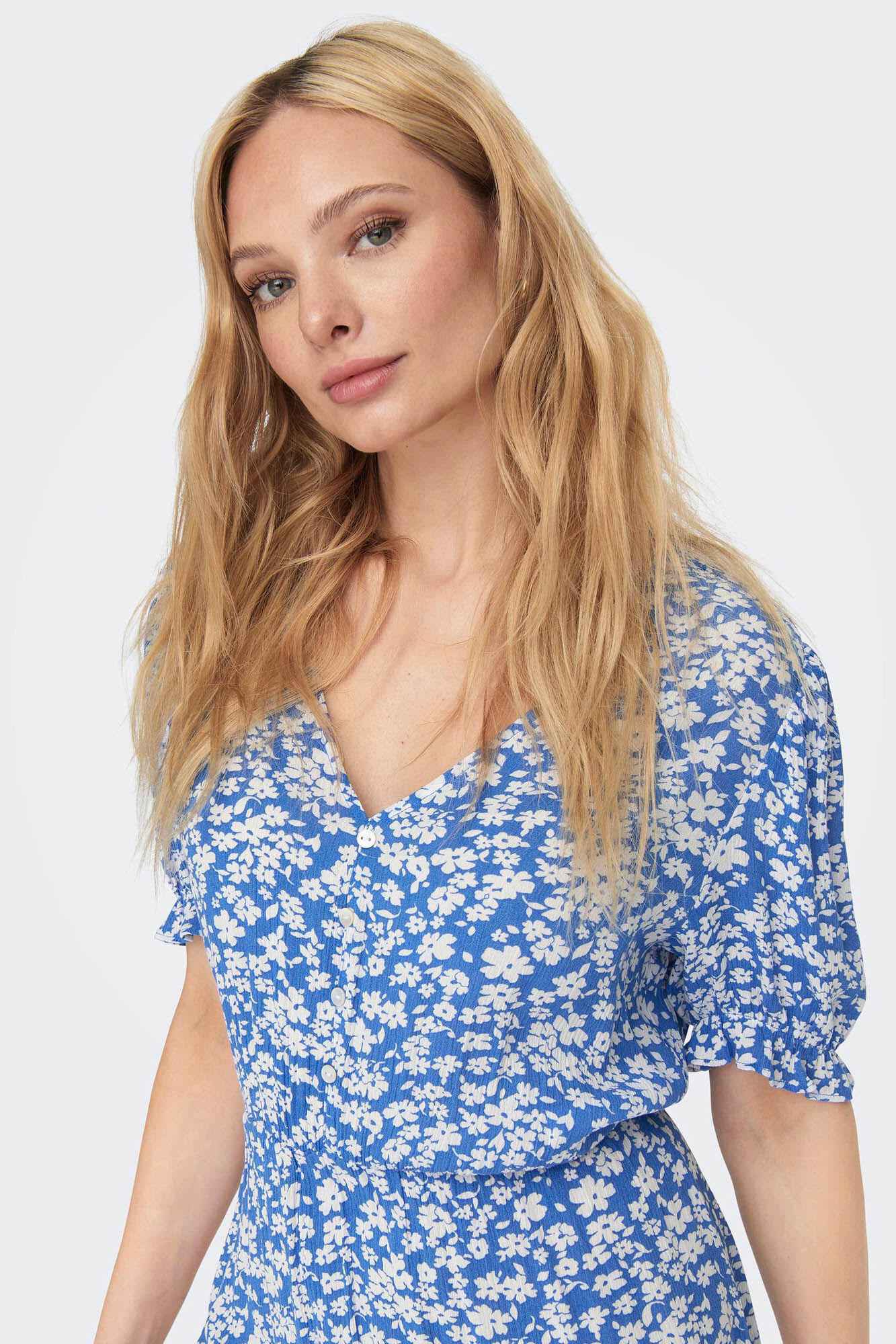 Vestido longo com mangas curtas