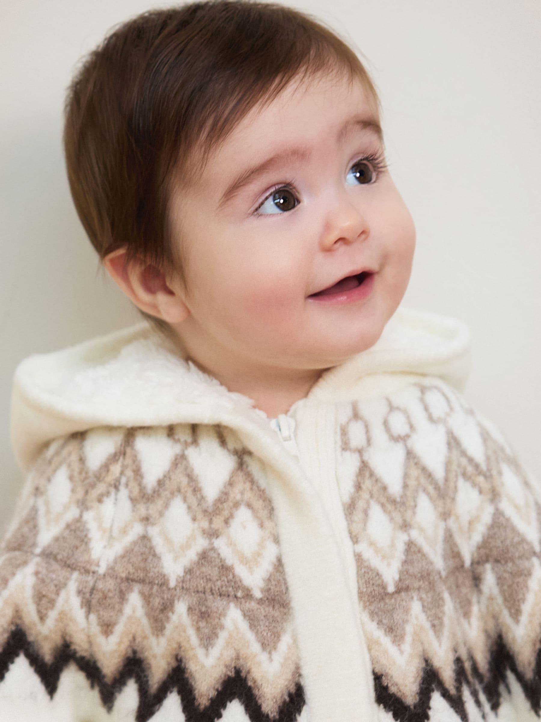 Crème - The Little Tailor Zacht gebreid gevoerd kerstpakje voor baby's