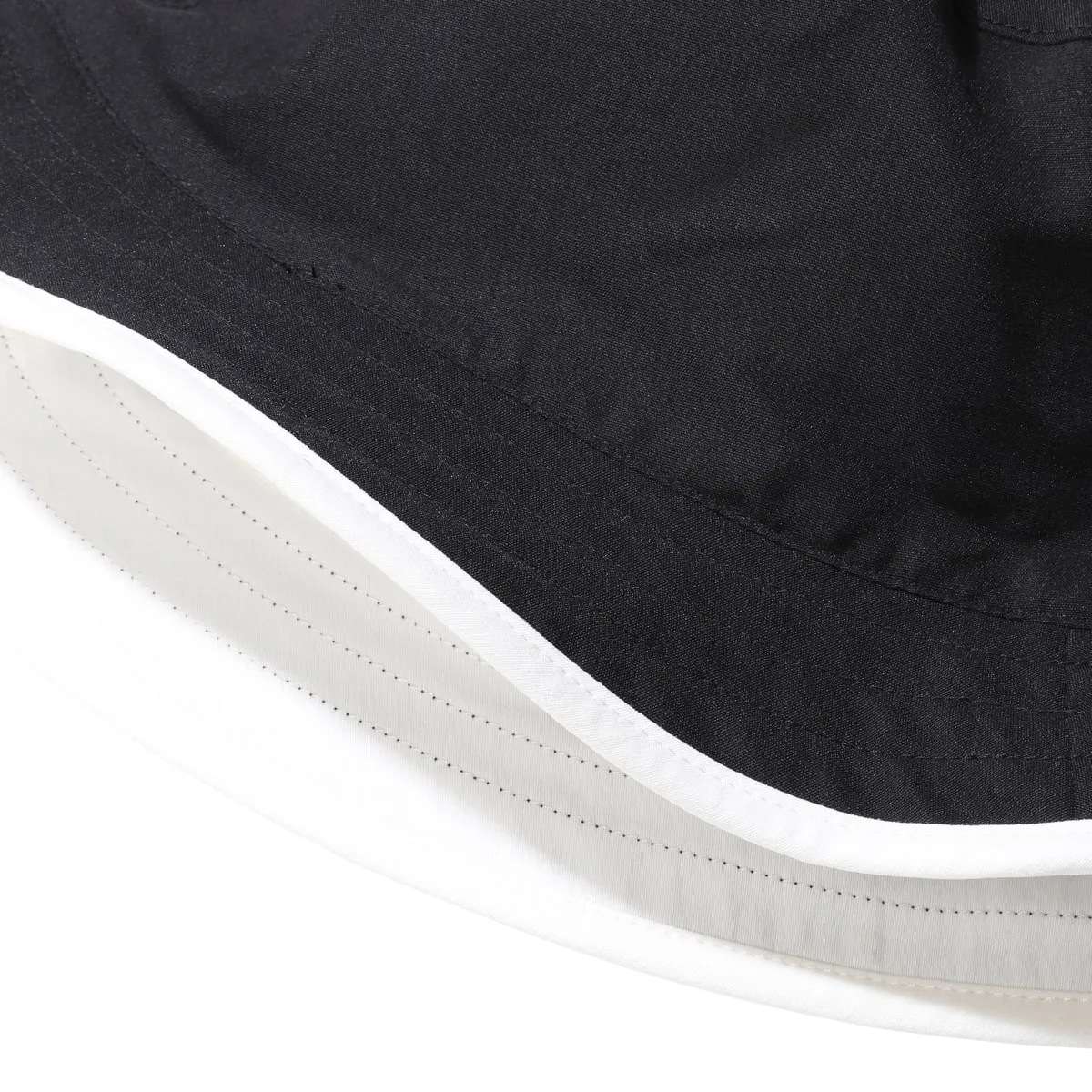 The North Face Class V Reversible Bucket Hat Tnf Black/Gardenia White