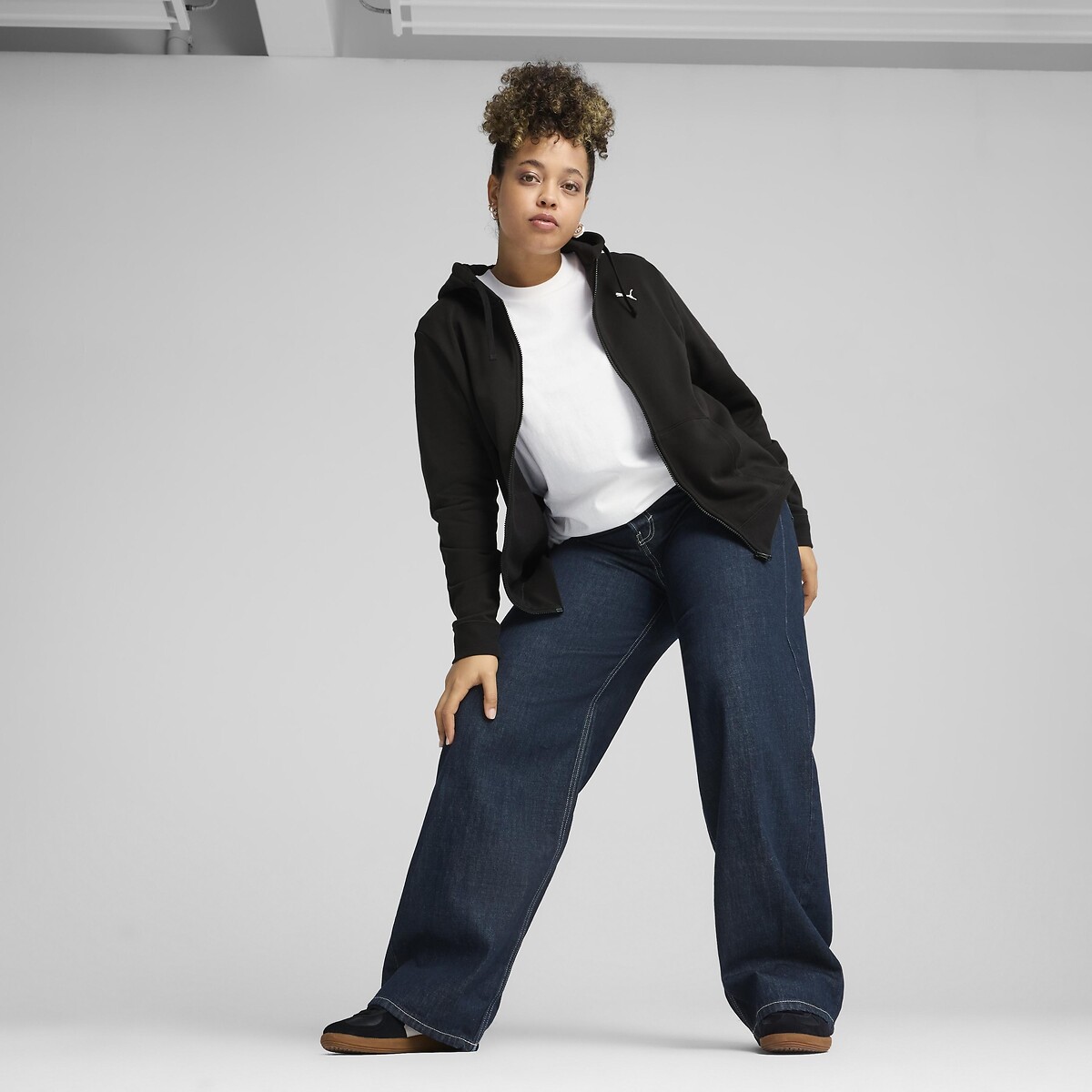 PUMA<br>Moletom com capuz e zíper ESSENTIAL