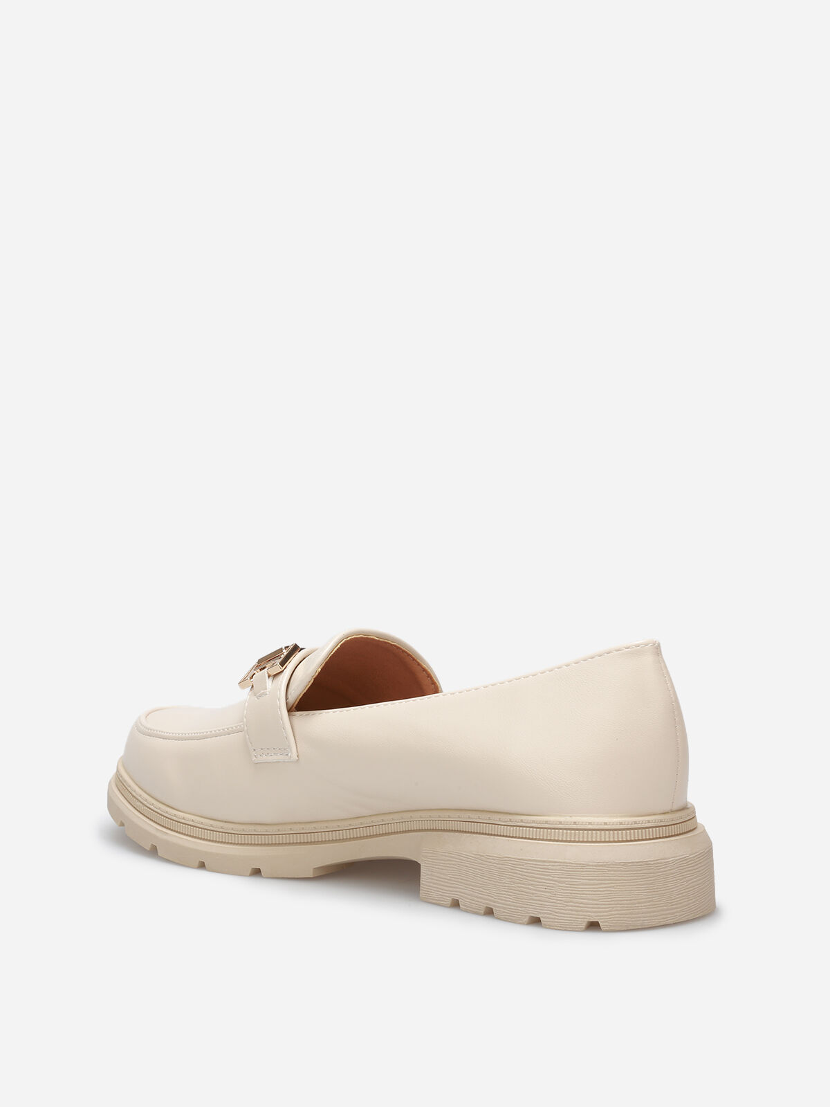 Mocassins à semelle fine crantée et boucle- Beige