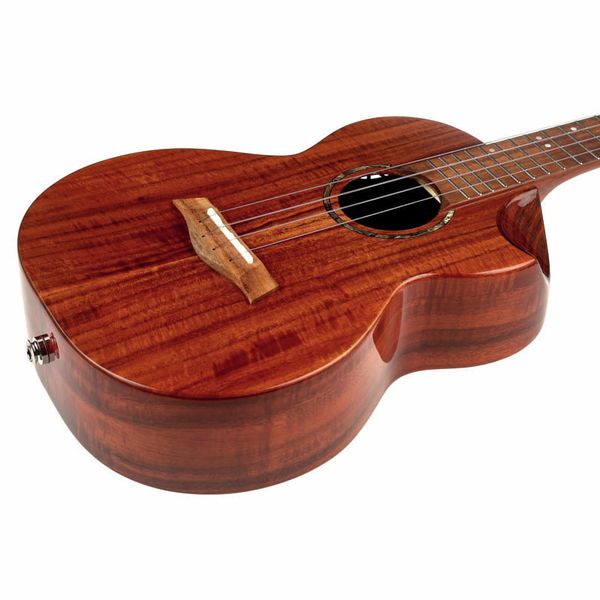 Flight Mustang Tenor EQ-A Ukulele