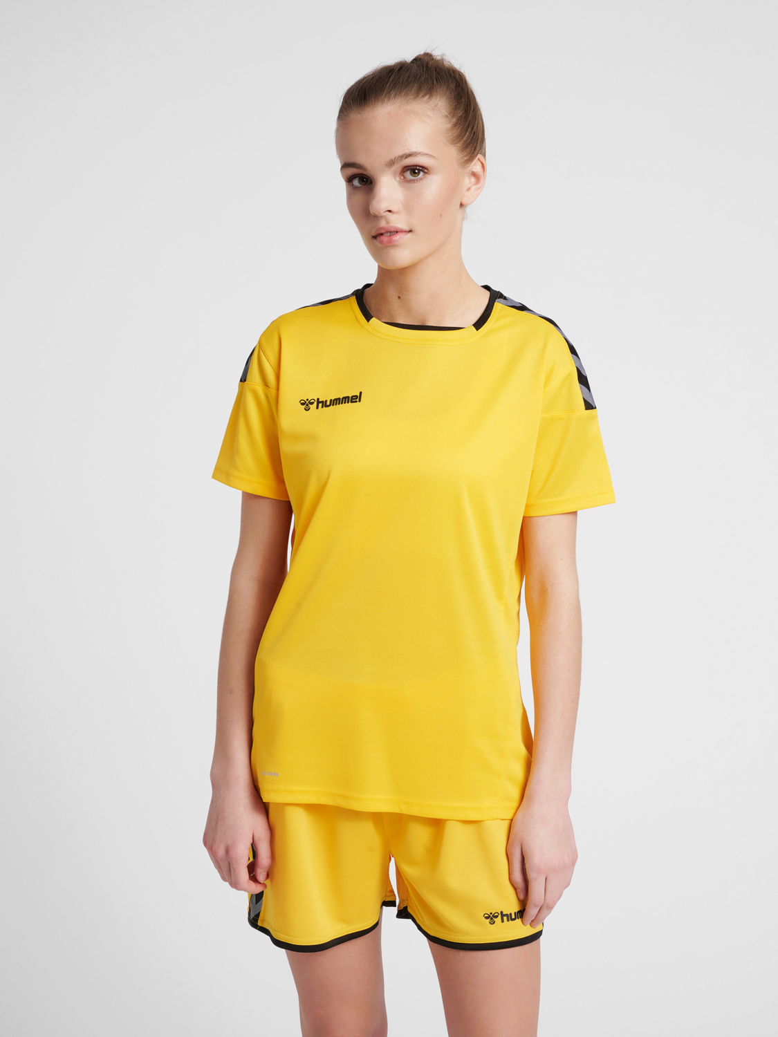 hmlAUTHENTIC POLY JERSEY WOMAN S/S