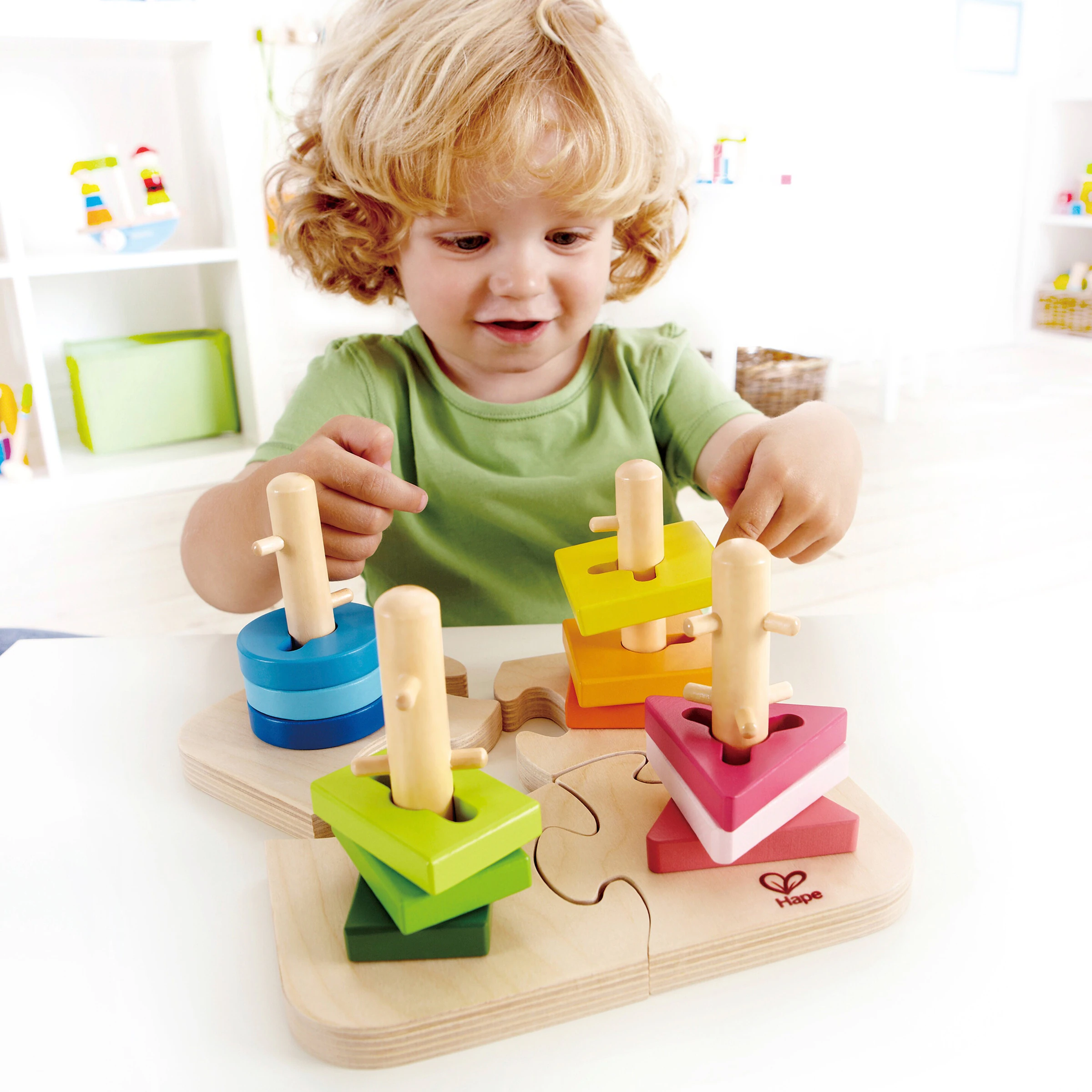 Hape Steckspiel Kreatives Steckpuzzle
