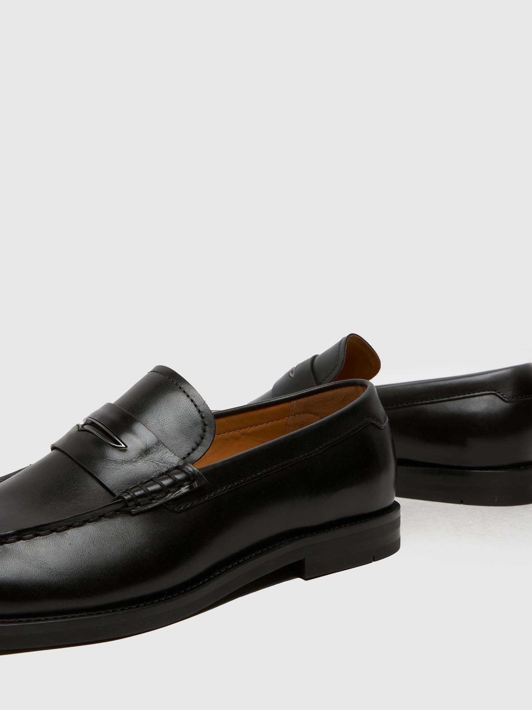 Schuh Richard Leather Black Loafers