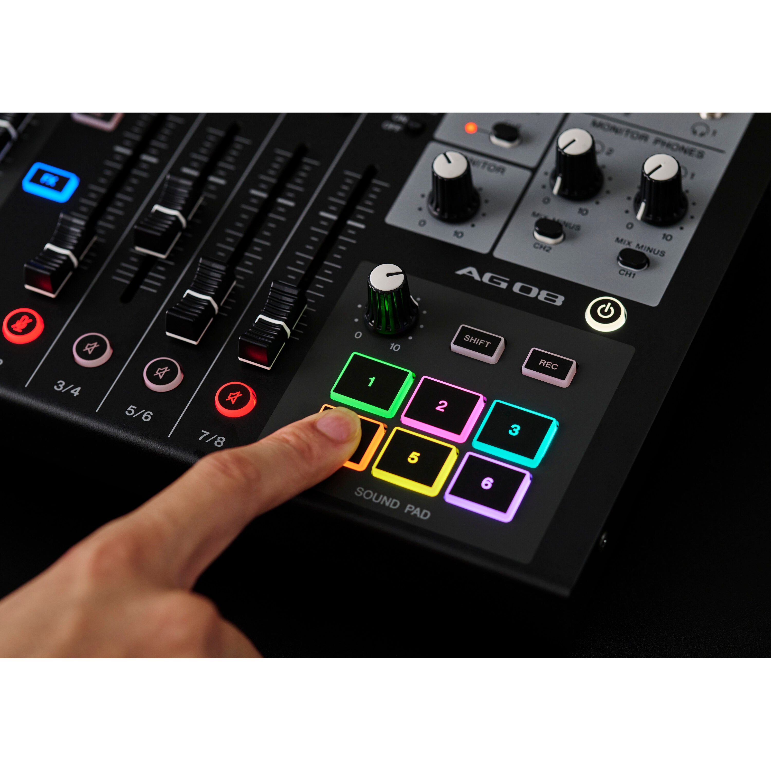 Yamaha AG08 Black live streaming mixer
