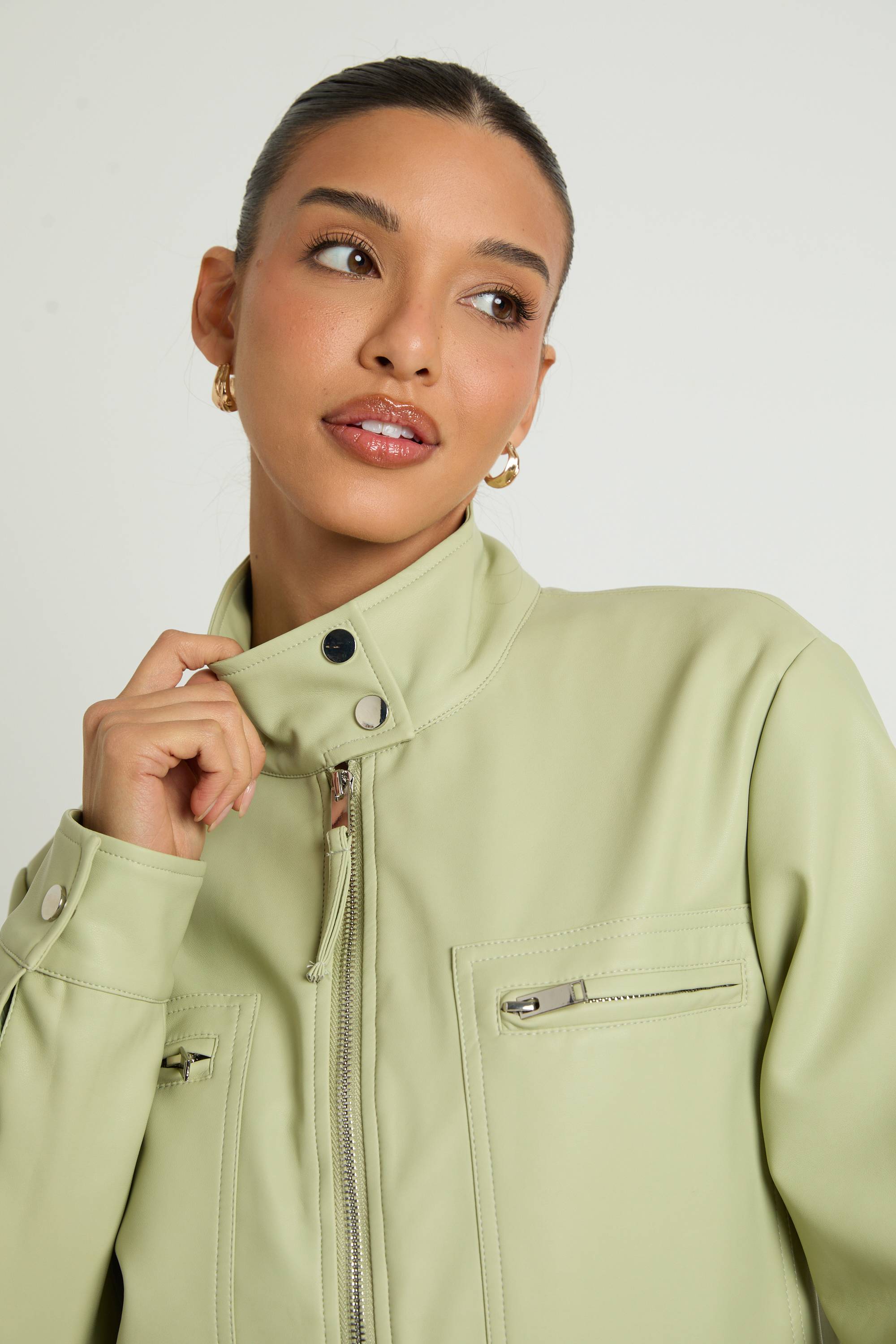 boohoo Veste En Synthétiquecuir Avec Col Boutonné Et Poches Zippées