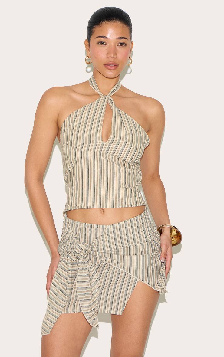 Beige Haut À Encolure Américaine Avec Découpe
