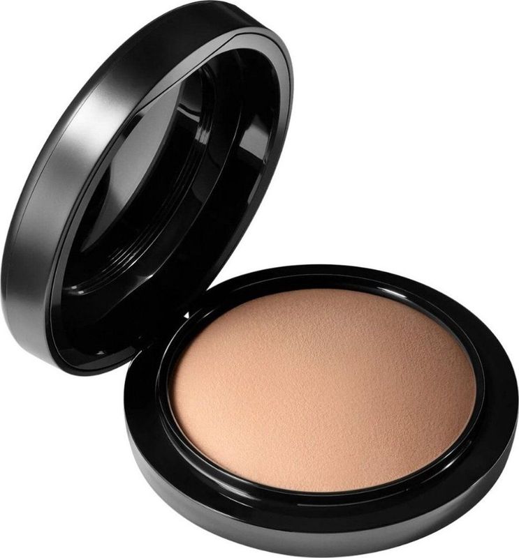 MAC Mineralize Skinfinish Natural Powder Medium Deep 10 g poeder